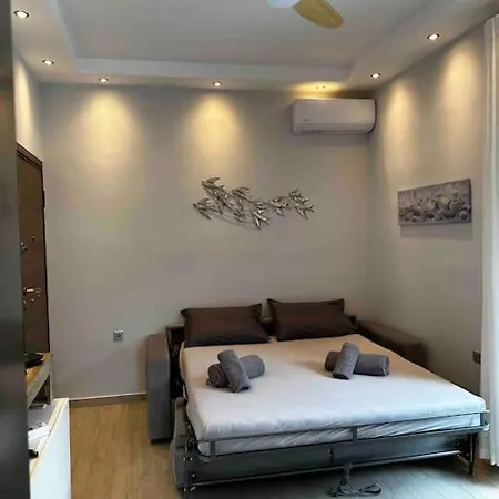 Luxurious Penthouse With Majestic Balcony. Διαμέρισμα